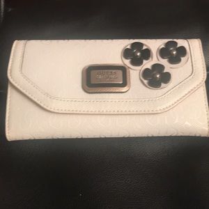 NEW Guess Flower Wallet